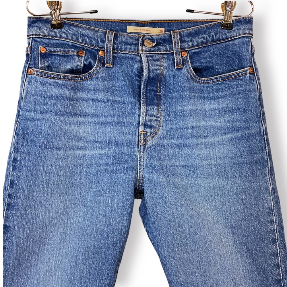 Levi’s Premium Wedgie Straight Jeans Medium Wash - Picture 5 of 13